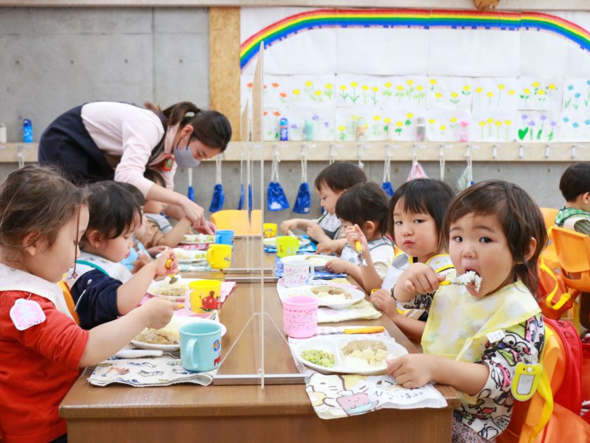 調布白菊幼稚園満3歳クラス給食