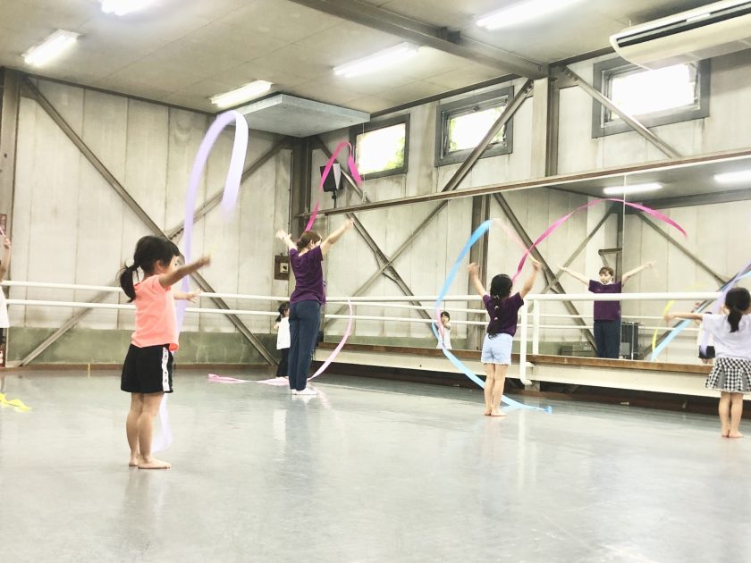 楽しく体を動かせる習い事 R☆star新体操クラブ | 調布子育て