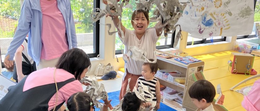 親子で楽しく遊び、育ち合う「プレイセンター活動」