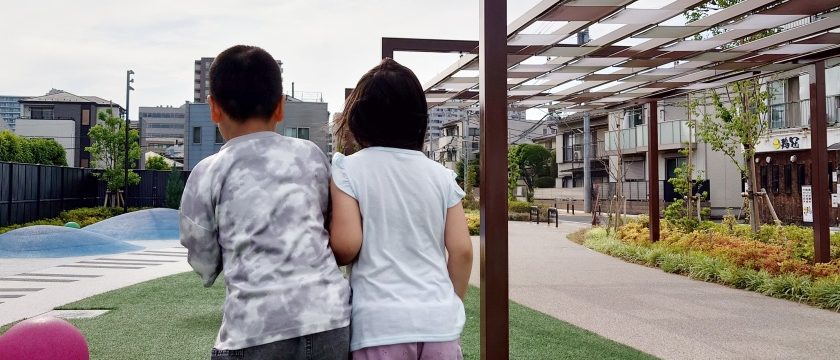 編集部ブログ更新　子育て中の貴重な静寂